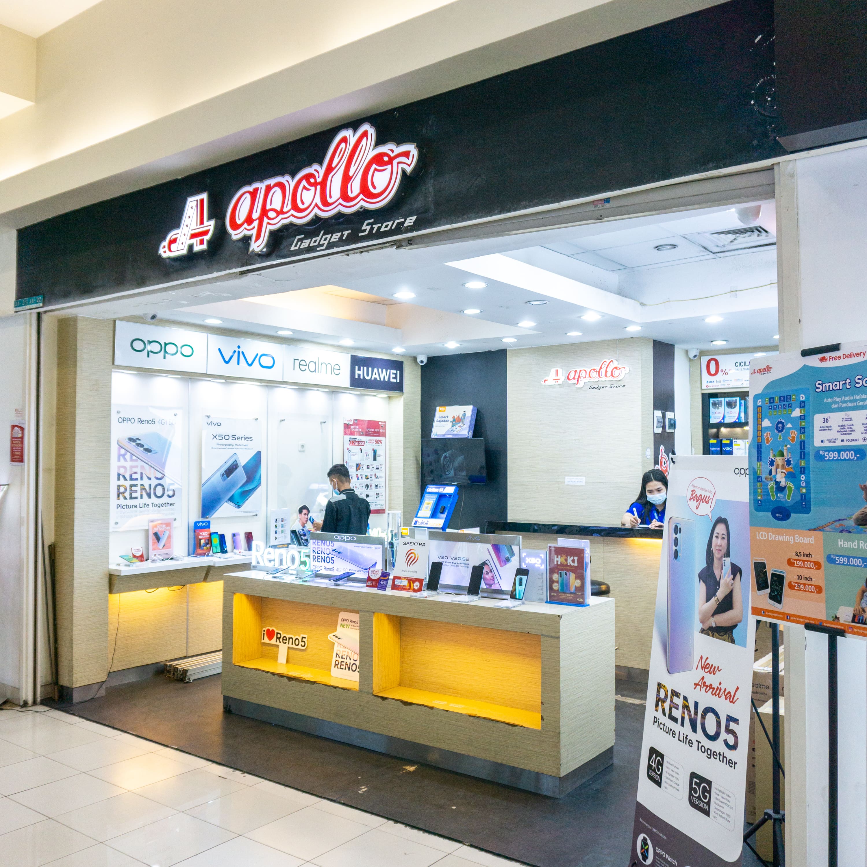 Apollo Gadget Store